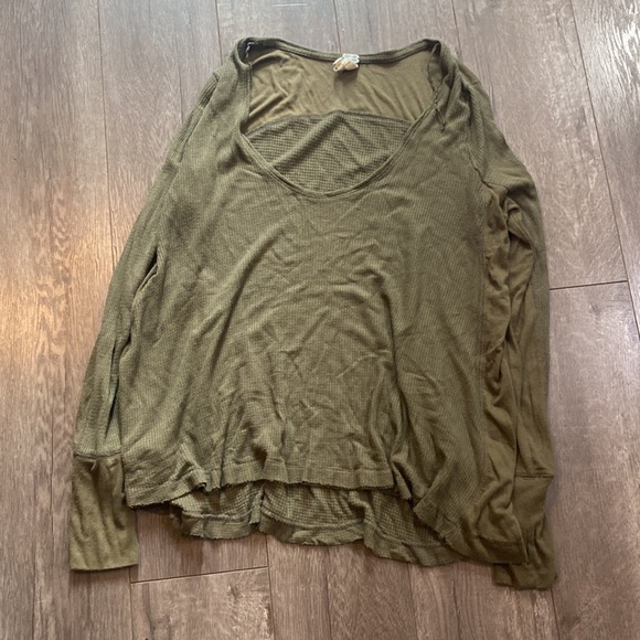 Free People OB521805 Malibu High-Low Long Sleeve Thermal L - Picture 2 of 5